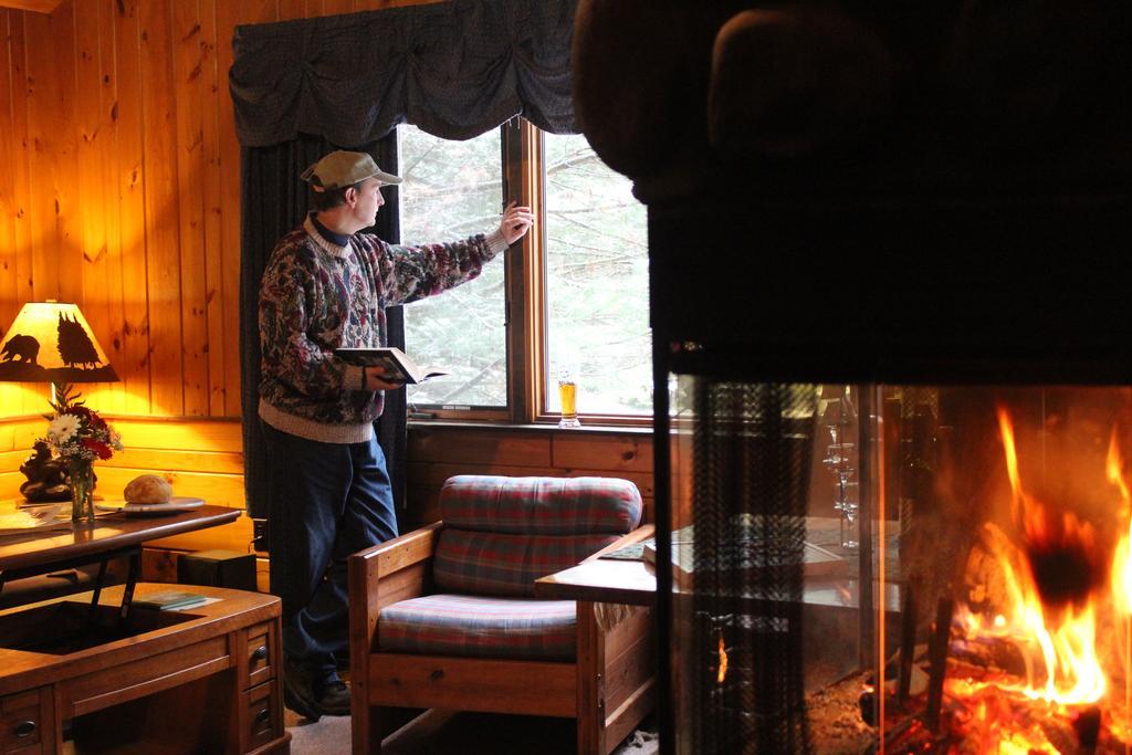 Lake Clear Lodge Экстерьер фото