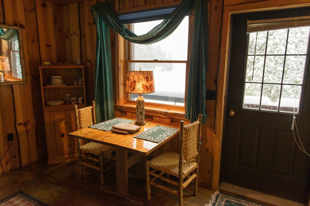 Lake Clear Lodge Экстерьер фото