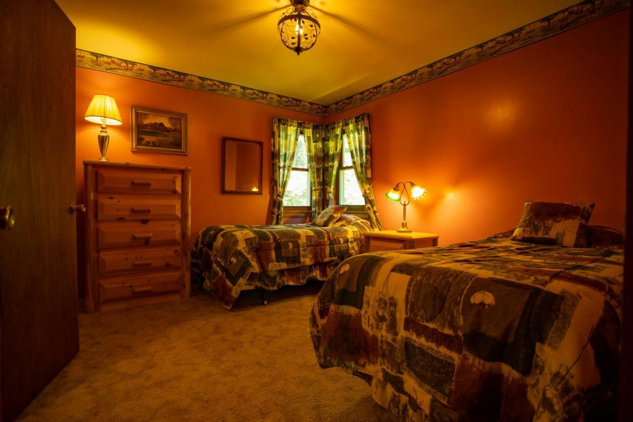 Lake Clear Lodge Экстерьер фото
