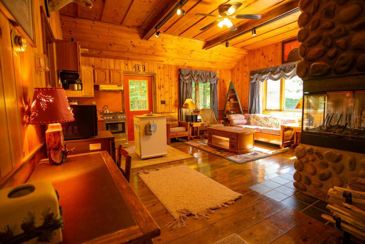 Lake Clear Lodge Экстерьер фото
